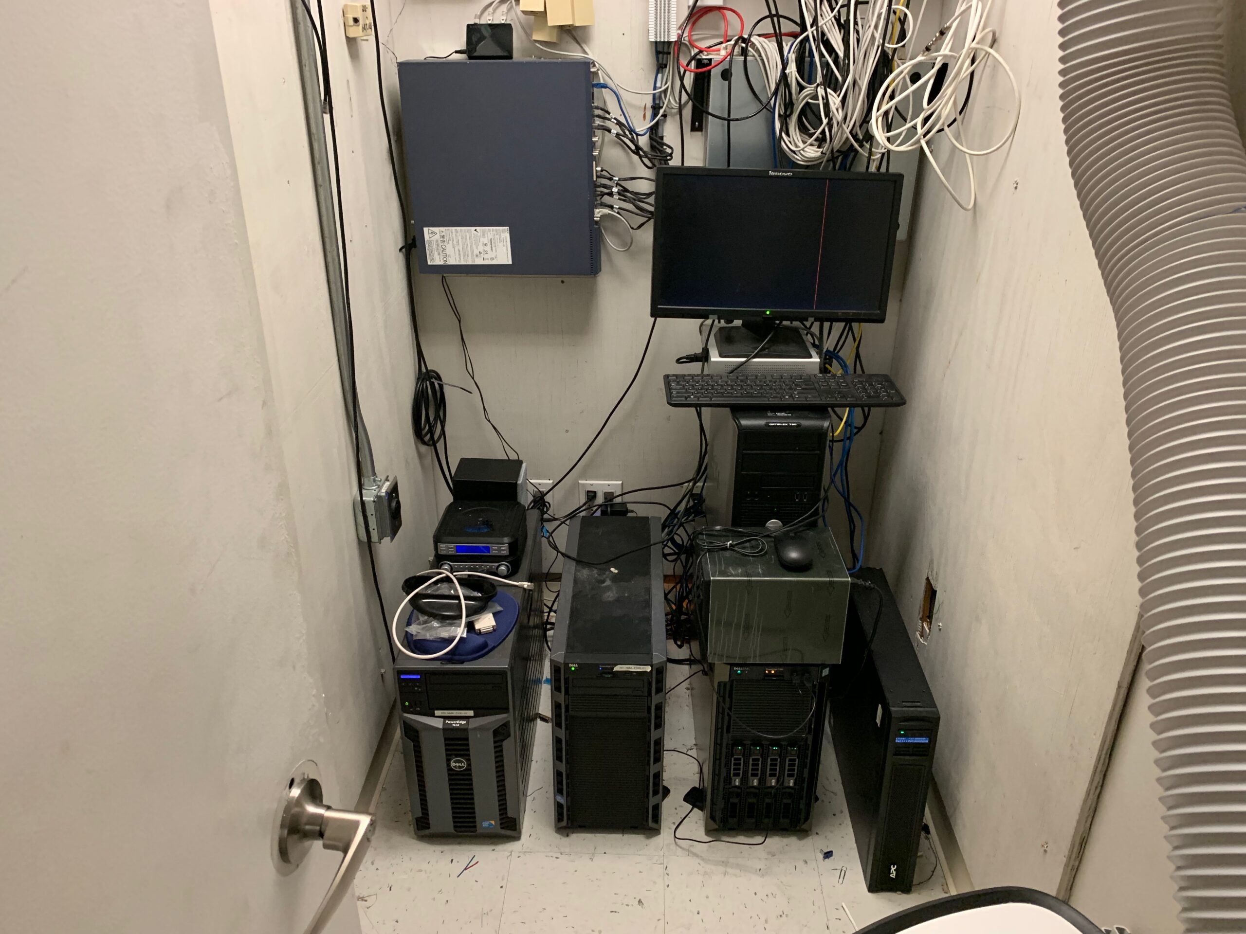 Florida IT services for server installation and support